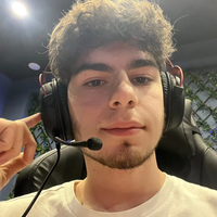 Ник Хачатрян