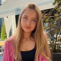 Евгения Курлова