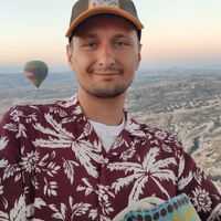 Влад Павленко