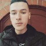 Илья Комаров