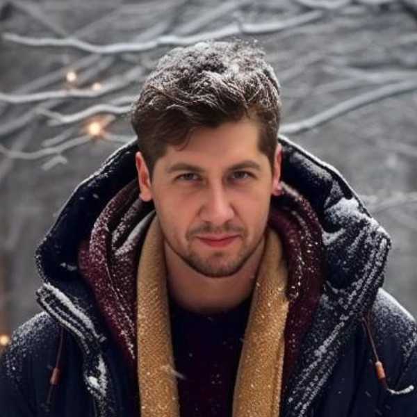 Роман Шапошников