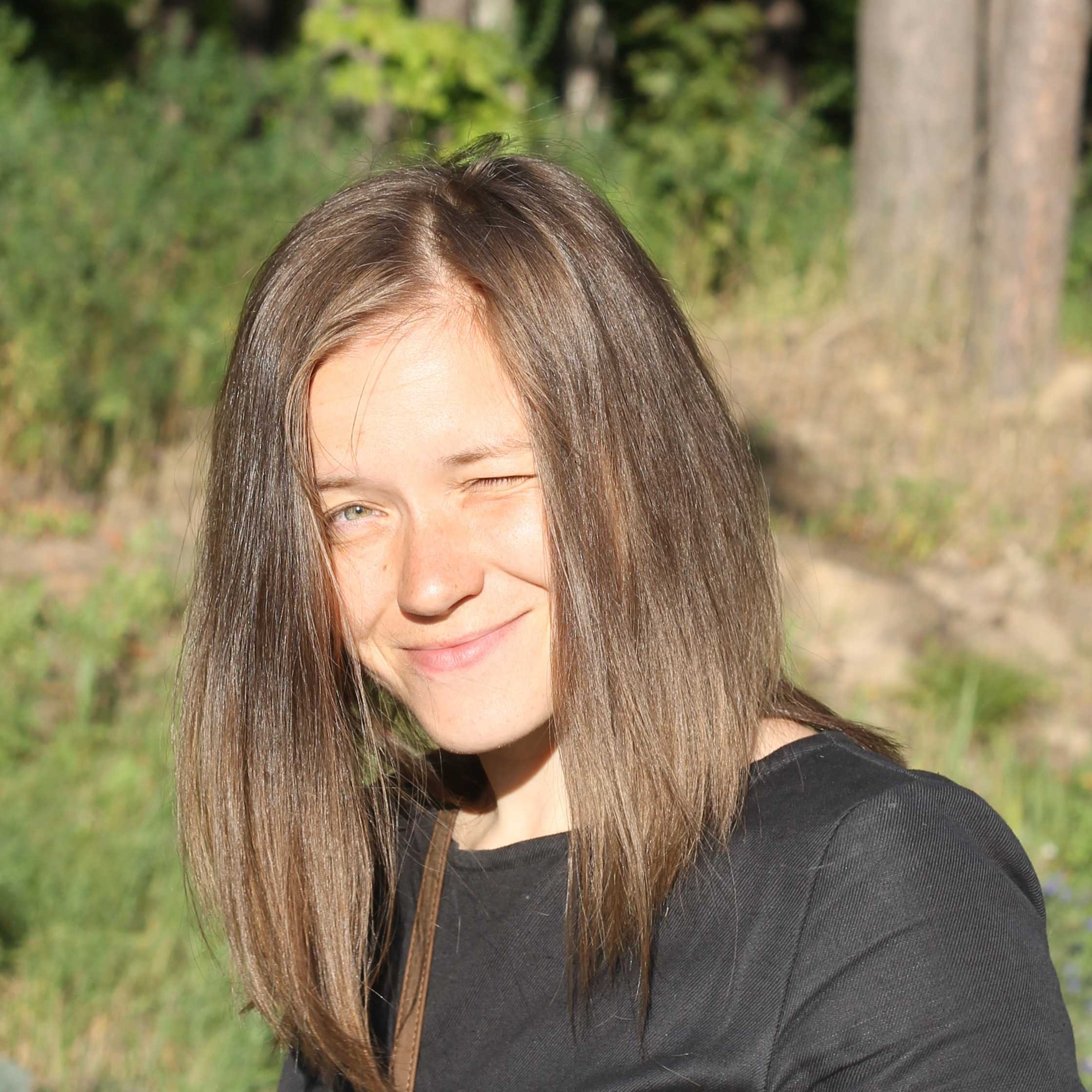 Мила Январева