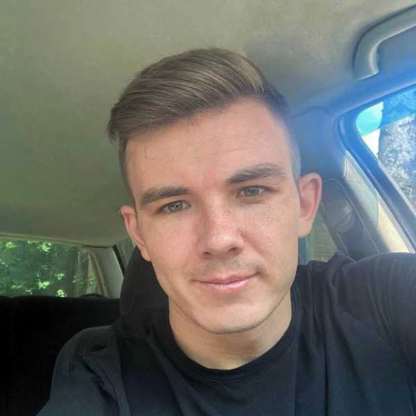 Максим Черных